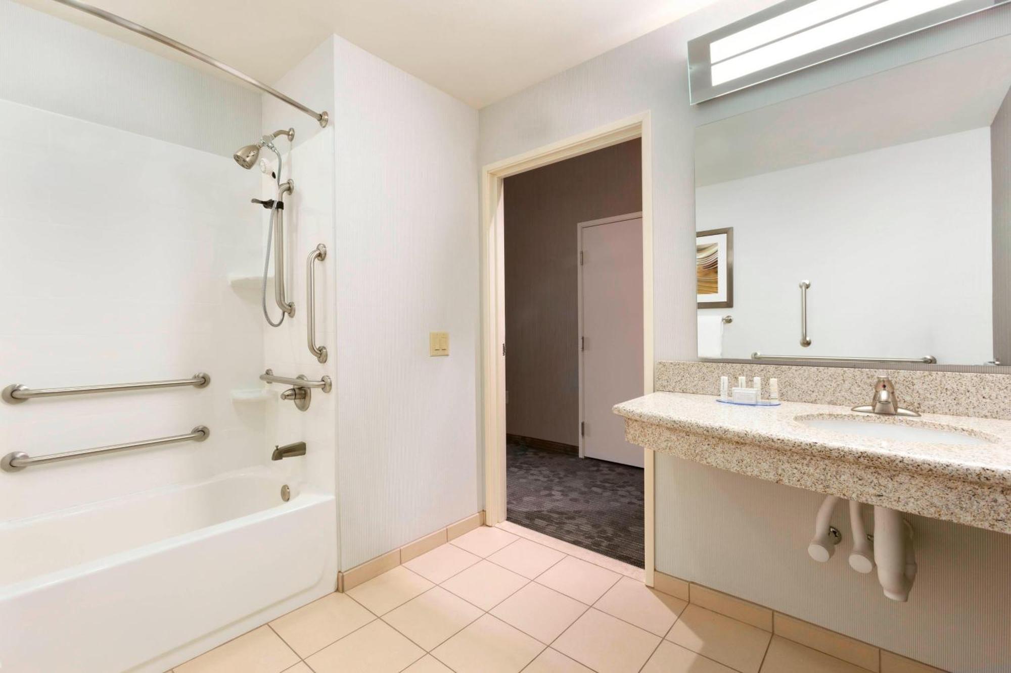 Courtyard By Marriott Kalamazoo Portage Eksteriør bilde